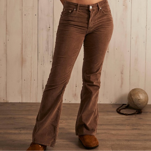 BDG Denim - BDG Corduroy Pants High Rise Wide Leg Urban Outfitters size24.         order132